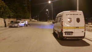 Otomobilde çakmak gazı patladı: 4 yaralı