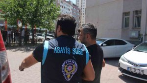 Yatırım bahanesiyle vatandaşı 16 milyon TL dolandıran şahıs yakalandı