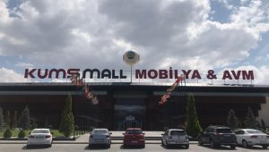 200'ü aşkın mobilya mağazası ve modanın ünlü markaları bir arada