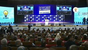 Başkan Büyükkılıç, AK Parti'nin 22. kuruluş yıl dönümü programına katıldı