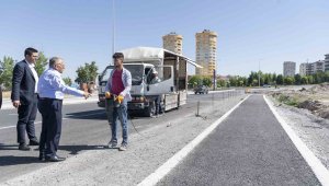 Başkan Büyükkılıç'tan yeni yapılan yollara 'bisiklet yolu' vurgusu