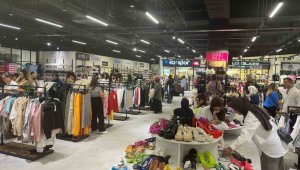 KUMSmall AVM yeni markalarla büyümeye devam ediyor