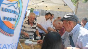 Lokantacılar ve Pastacılar Odası'ndan 10 Bin Kişilik Aşure