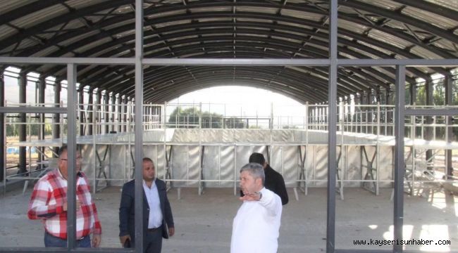 Başkan Altun Yarı Olimpik yüzme Havuzunda İncelemelerde Bulundu