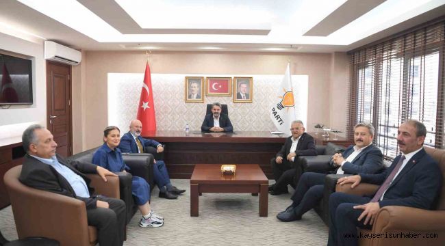 Büyükkılıç'tan başkanlarla, AK Parti il başkanı ve yönetimine 'hayırlı olsun' ziyareti
