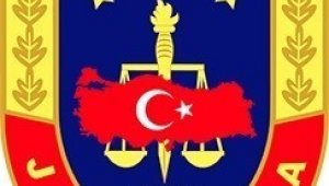 Jandarma ekipleri Ağustos ayında 6 terör şüphelisini yakaladı