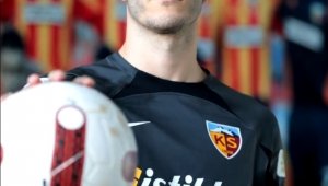 Kayserispor'dan kaleye takviye