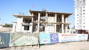 Melikgazi Belediyesi, Adem Tanç Cami'nin yapımına devam ediyor