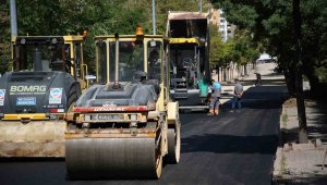 Melikgazi'de Asfalt Çalışması Devam Ediyor