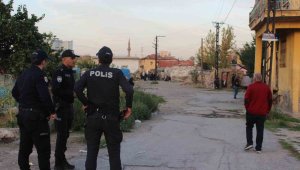 Komşular arasında taşlı silahlı kavga: 5 yaralı