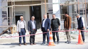 Şirintepe Mahallesinin kütüphanesi ve İkinci Bahar Evi'nde sona doğru