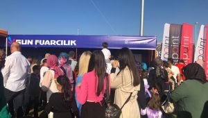 SUN FUARCILIK'TAN 3 GÜNDE ÜCRETSİZ 30 BİN KİTAP