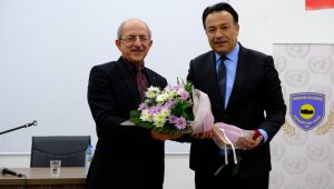 Tekden: "Dünya mazlumları Türk gençliğini bekliyor"