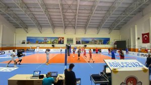 AXA Sigorta Efeler Ligi: TÜRŞAD: 3 - Develi Belediyespor: 1