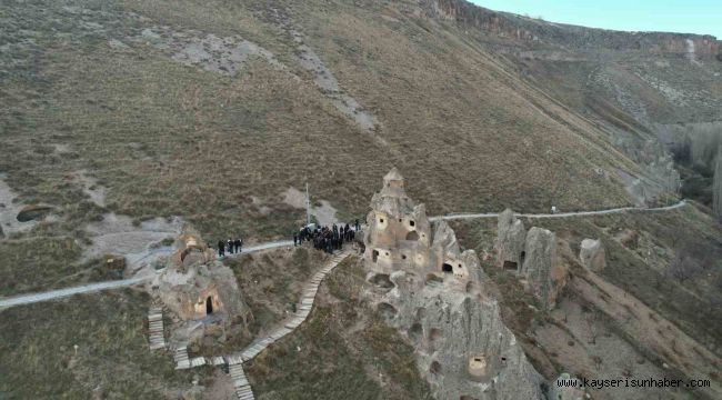 Bakan Yardımcısı Yazgı'dan turizmin göz bebeği Soğanlı Vadisi'nde inceleme