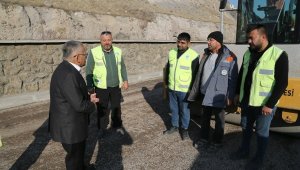 Başkan Büyükkılıç, Fatih Sultan Mehmet Bulvarı'nda çalışmaları inceledi