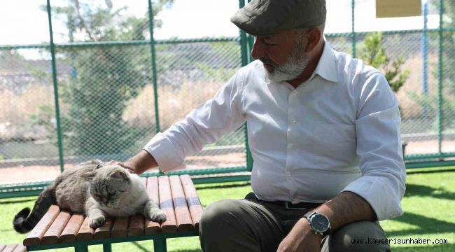 Başkan Çolakbayrakdar, "Küçük Dostlar Ambulansı 7 bin 643 can kurtardı"