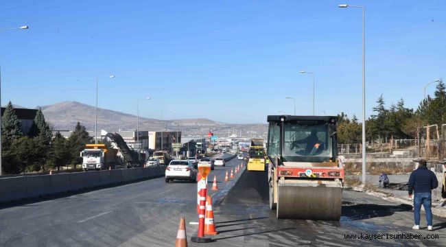 Büyükşehir'den Fatih Sultan Mehmet Bulvarı'nda 40 milyon TL'lik 'asfalt' çalışması