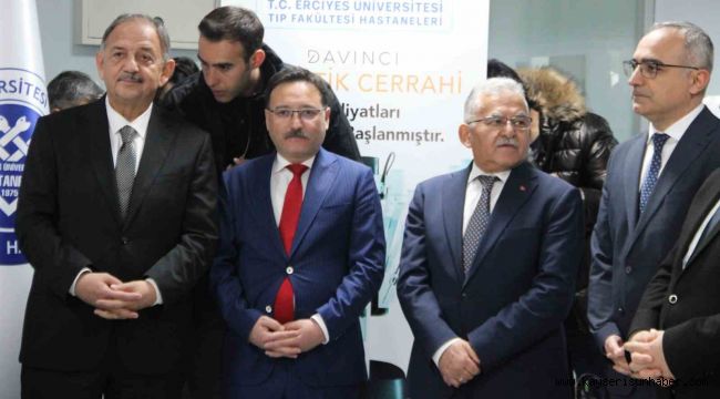 ERÜ'de "Da Vinci" robotik cerrahi cihazı törenle açıldı