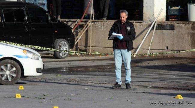 Hal kompleksindeki kanlı karşılaşmada ağır yaralanan şahıs hayatını kaybetti