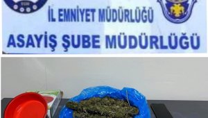 Şüphe üzerine durdurulan araçtan uyuşturucu çıktı: 3 gözaltı