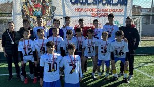 Talas 75. Yıl Mühibe Germirli Ortaokulu Kayseri Şampiyonu oldu