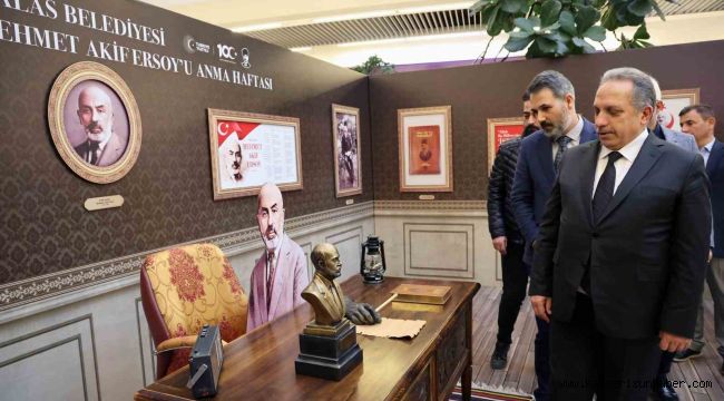 Talas, Mehmet Akif'i sergiyle andı