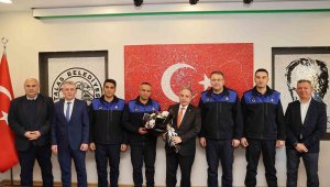 Talas'ta yeni komiserler yıldız taktı