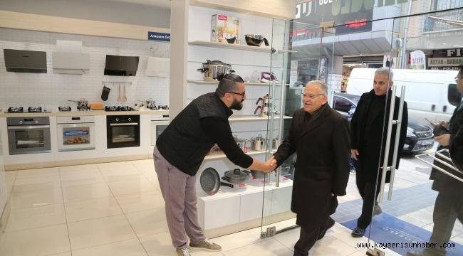 Başkan Büyükkılıç'tan esnaf ziyareti