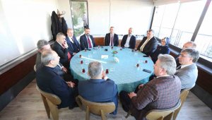 Başkan Büyükkılıç'tan "sanayi ve ticaret" zirvesi