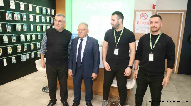 Büyükkılıç'tan AVM esnaflarına ziyaret