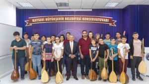 Büyükşehir Sanat Akademilerinden 50 bin kursiyere sanat hizmeti