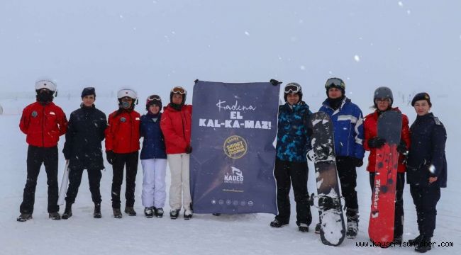 Jandarmadan Erciyes'te tatilcilere KADES bilgilendirmesi