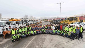 Kayseri Büyükşehir, karla mücadele için teyakkuzda