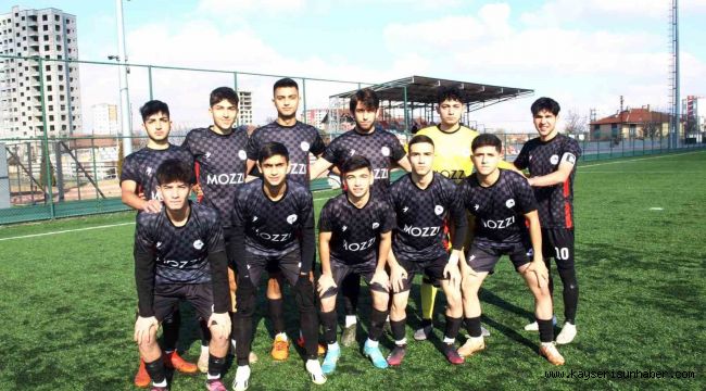 Kayseri Süper U18 Ligi: Kocasinan Şimşekspor: 4 - Hacılar Erciyesspor:1