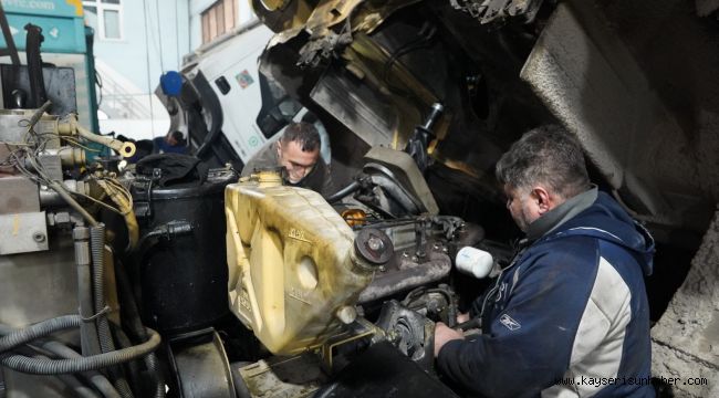 Melikgazi'nin tamirhanesi sanayi tesisi gibi hizmet veriyor