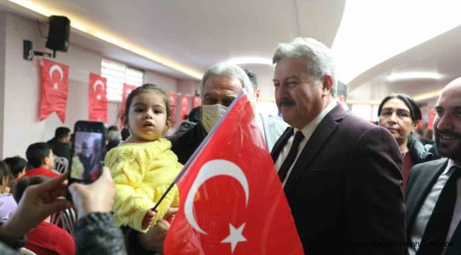 Minikler, Melikgazi'nin karne şenliğinde doyasıya eğlendi