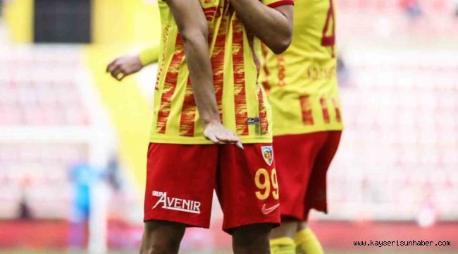 Talha Sarıaslan ilk golünü attı