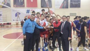 Voleybol Genç Erkekler Kayseri Şampiyonu Elit Voleybol oldu