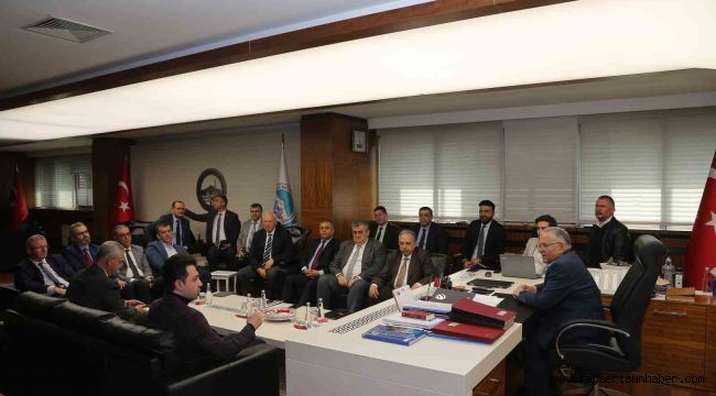 Başkan Büyükkılıç, teknik ekibiyle 