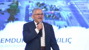 Büyükkılıç: "İnsana hizmet etmek ibadettir, sizlere aşk ile çalışan yorulmaz"