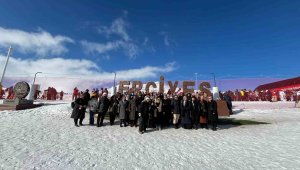 Büyükşehir'den Erciyes'i yakından hiç görmeyen Ziya Gökalp Mahallesi sakinlerine jest