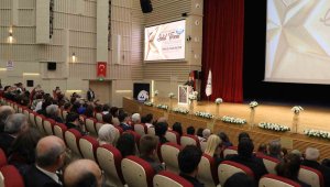 Erciyes Üniversitesi'nde 2023 yılı ödülleri sahiplerini buldu