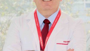 Gözde sinek uçuşmasının 3 nedenine dikkat