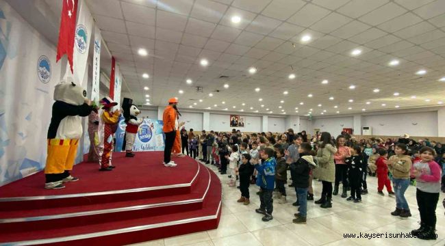 KAYMEK, ilçelerdeki tatil şenliğinde 2 bin 500 çocuğa ulaştı