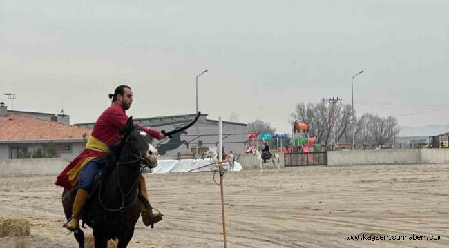 Atlı Savaş Sanatları Müsabakaları'nda en çok madalyayı Kayseri takımları aldı