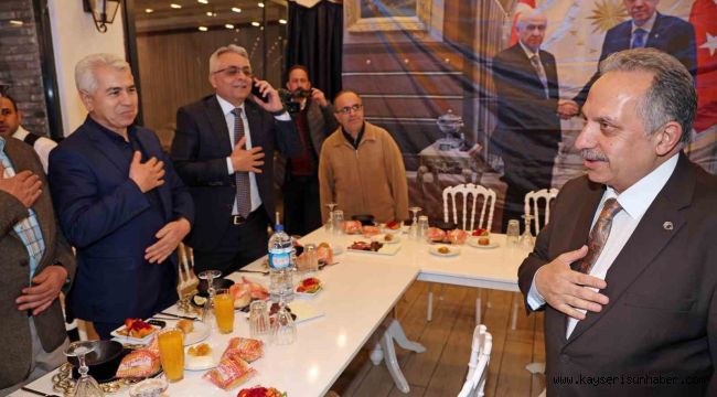 Avşarlardan 'Kültür Evi'ne tam not