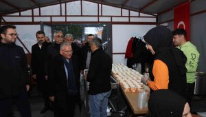 Başkan Büyükkılıç; büyükşehirin iftar sofrasını ziyaret etti