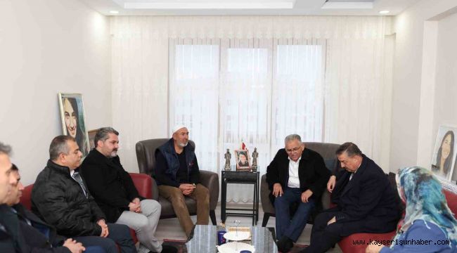 Başkan Büyükkılıç, Şehit Kübra Doğanay'ın ailesini ziyaret etti