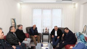Başkan Büyükkılıç, Şehit Kübra Doğanay'ın ailesini ziyaret etti